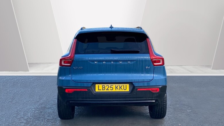 Volvo XC40 2.0 B4P Ultra Dark 5dr Auto Petrol Estate